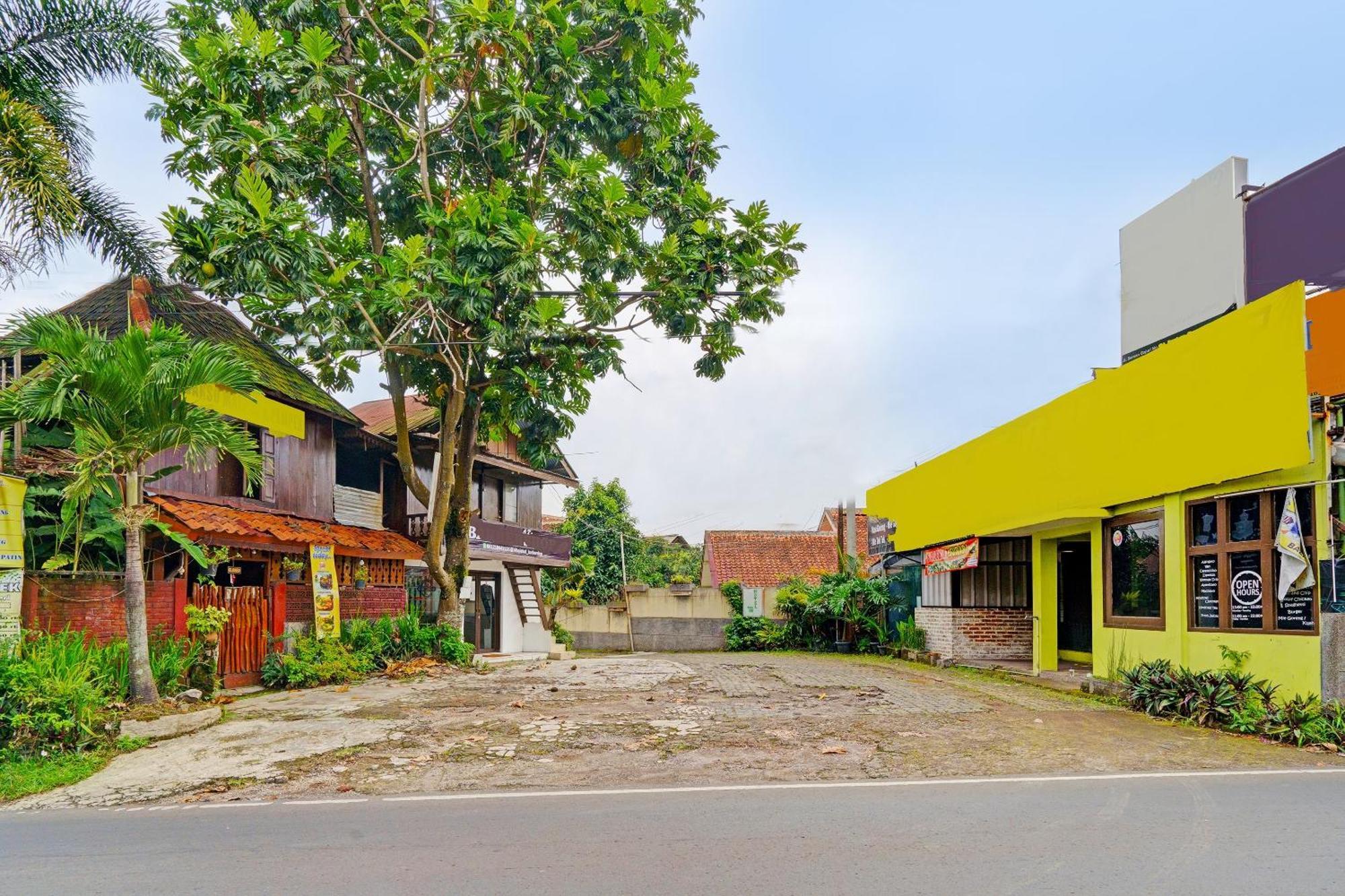 Hotel Oyo 91810 Balebat 2
