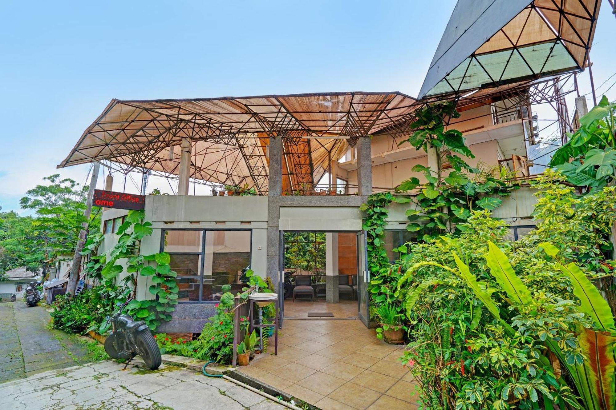 Oyo 91810 Balebat 2 Hotel 2*