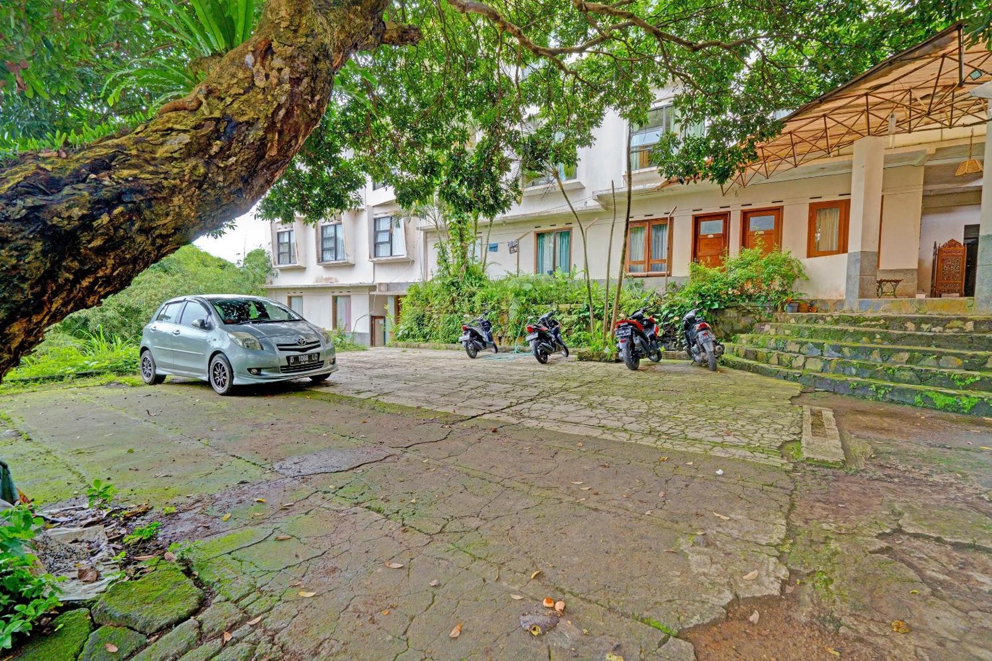 Oyo 91810 Balebat 2 Hotel 2*
